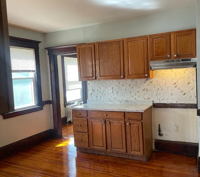 351 Ellsworth Ave #1 — Photo 1