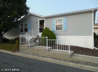 203 Larkspur Ln, Middle River, MD 21220