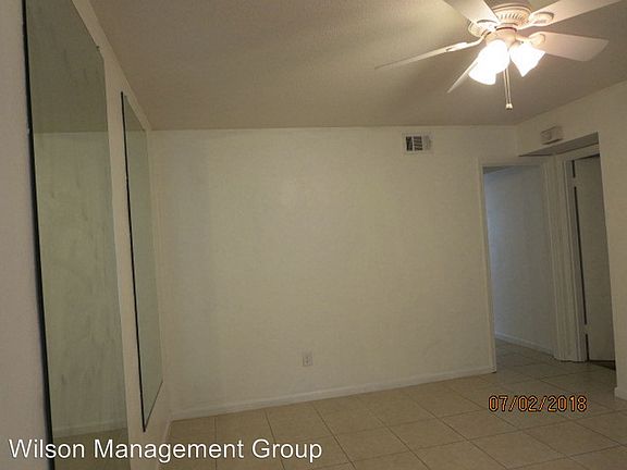 3rd image of 1111 Washington Ave APT 2