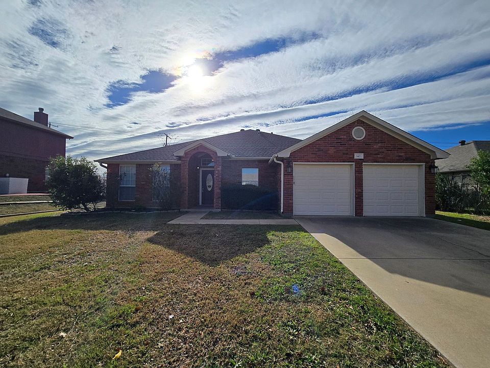 1st image of 2403 Creek Dr