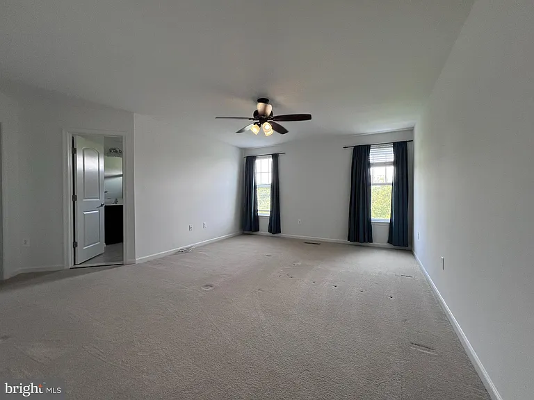 9243 Dawkins Crest Cir — Photo 15