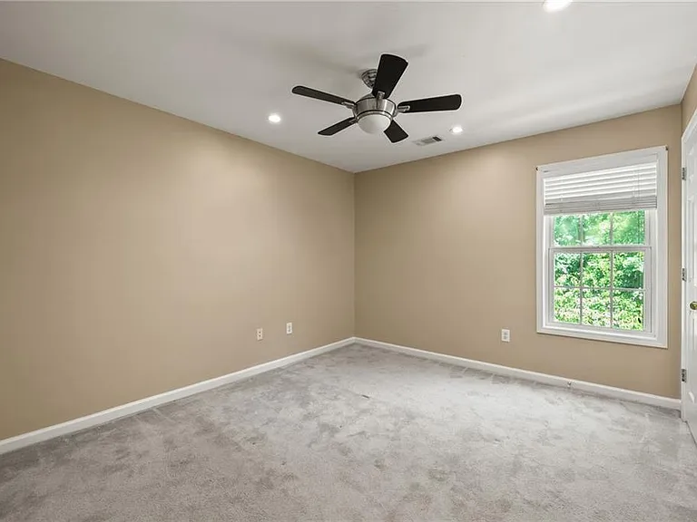 10950 Kimball Crest Dr — Photo 29