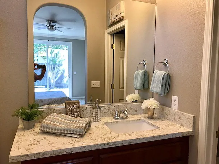 5796 Bridgecross Dr — Photo 8
