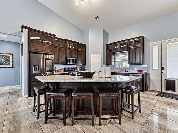 5th image of 23622 Oak Knoll Dr