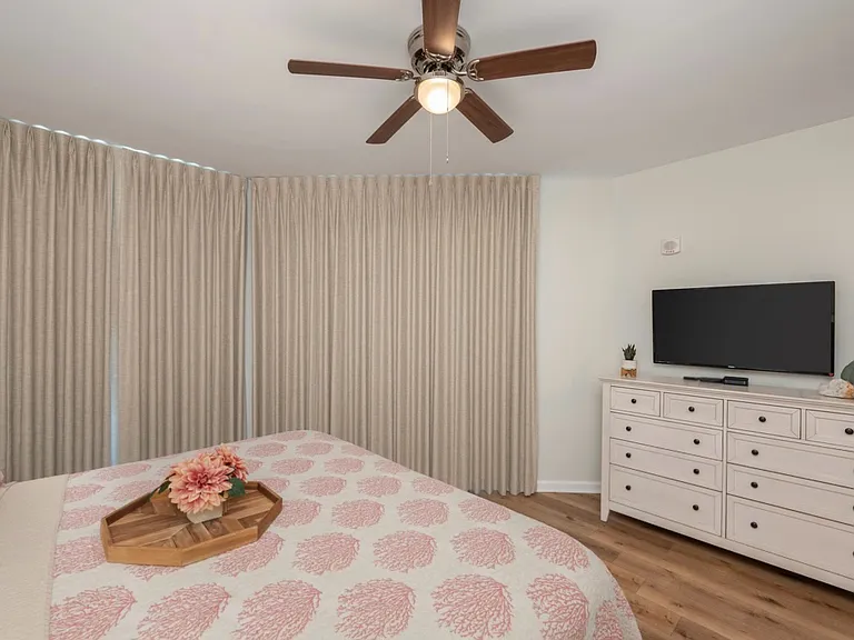 High-End Black- Out Curtains & flat screen Smart TV with Roku so you can stream your favorite movies/shows during your stay