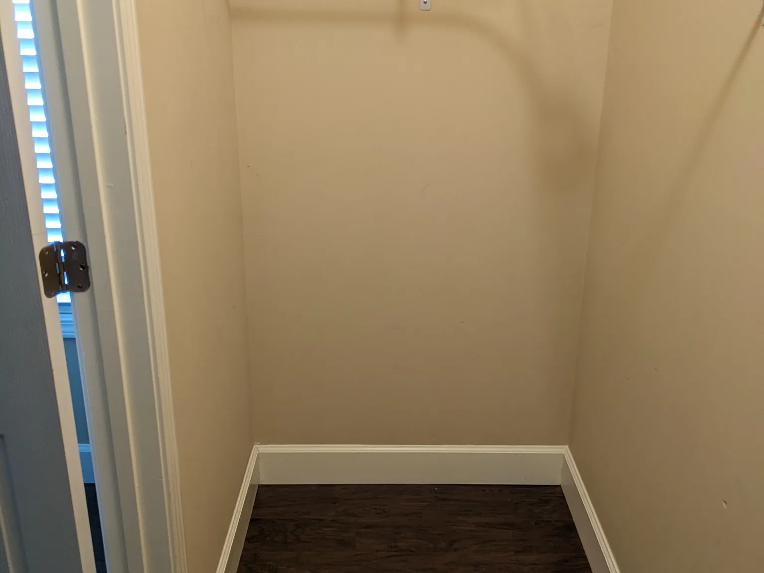 3 bed, 1844 sqft, $900 — Photo 2