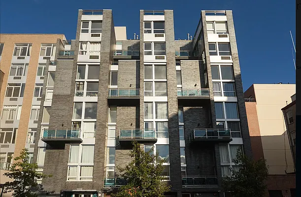 Rented by Compass | media 11