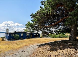 27560 Sandy Shores Dr SW, Vashon, WA 98070