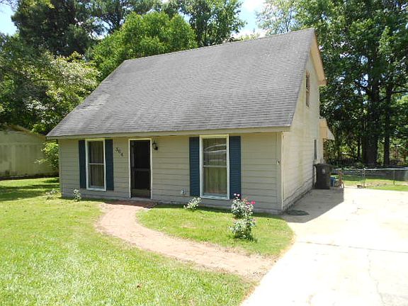 2nd image of 304 Pine Hills Dr