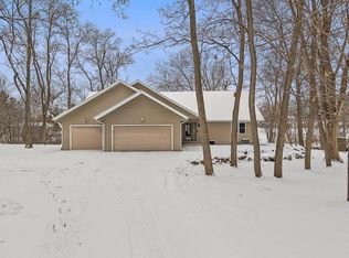 831 Island Court, Baraboo, WI 53913