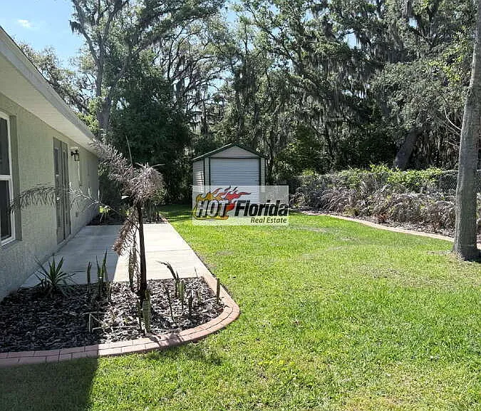 2320 W Wellston Rd — Photo 30