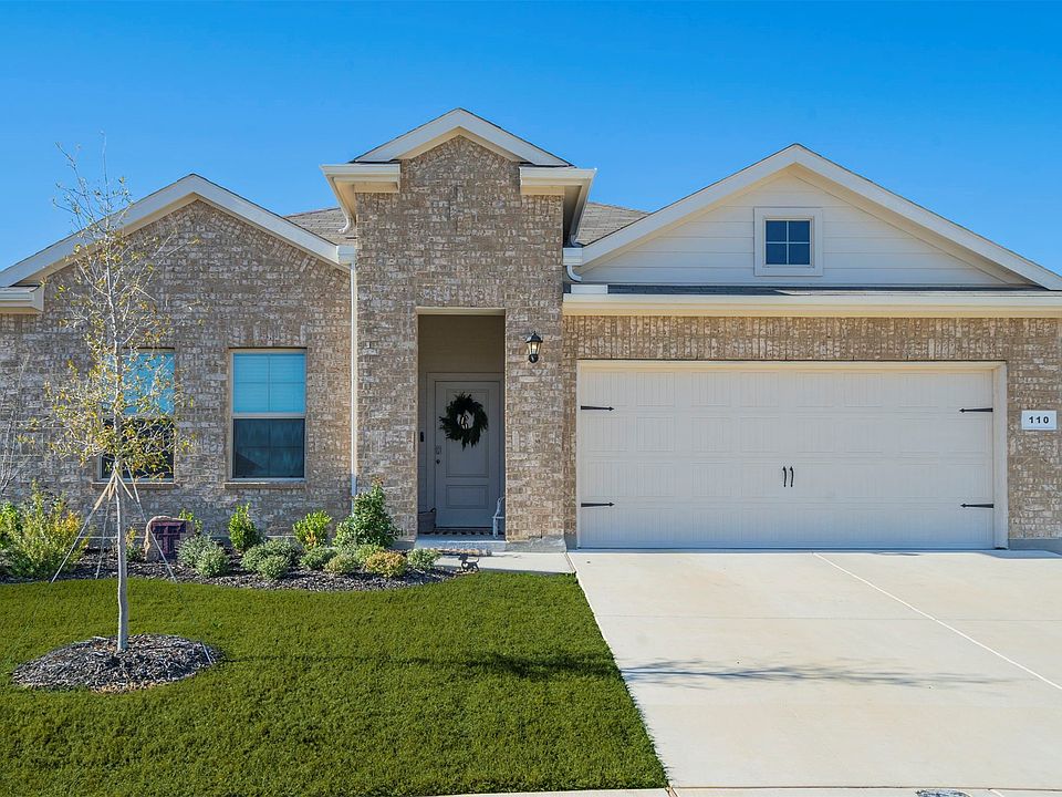 1st image of 110 Irish Ivy Ct