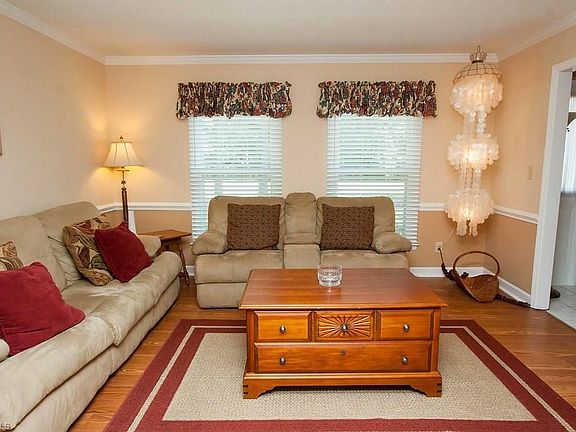 5th image of 5104 Olde Forest Dr