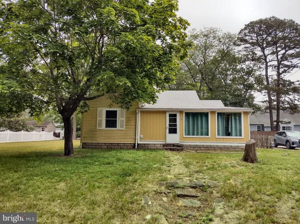 49 Bay Pkwy, Waretown, NJ 08758