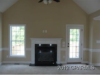 2nd image of 3100 Chesswood Ln