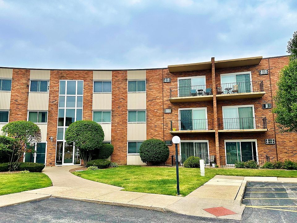1st image of 9724 S Karlov Ave APT 209