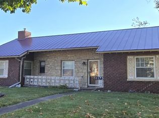 1173 N Kellogg St, Galesburg, IL 61401