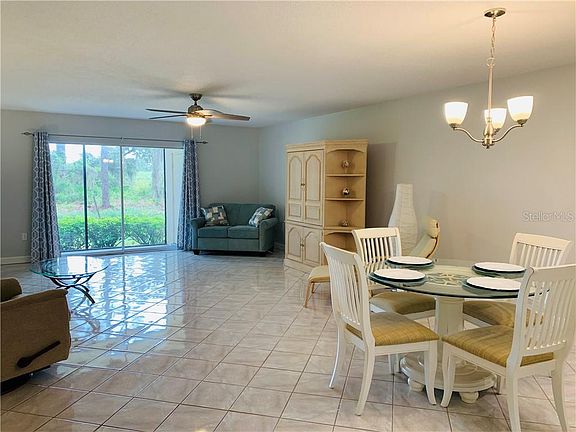 5th image of 215 Rubens Dr APT C
