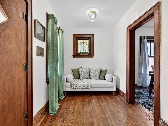5th image of 4252 Gertrude Ave