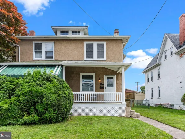 704 Main St, Red Hill, PA 18076