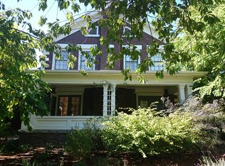 933 21st Ave E, Seattle, WA 98112