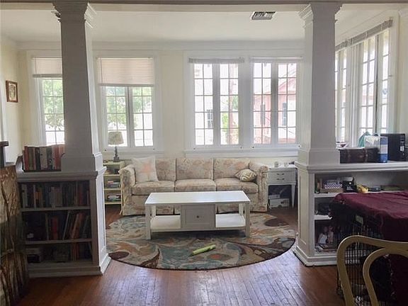 5th image of 6040 Prytania St