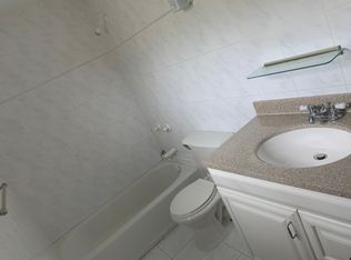 7575 SW 39th Ter, Miami, FL 33155