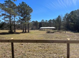 732 White Chapel Rd, Carriere, MS 39426