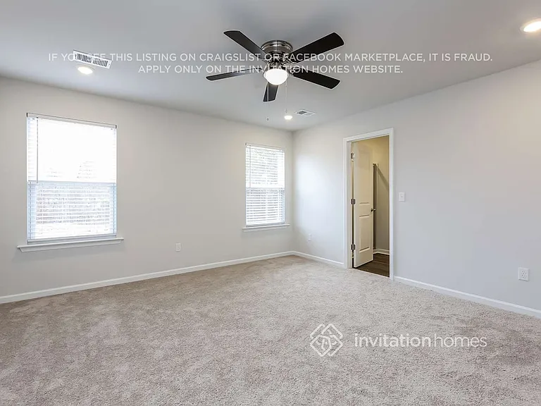 3976 Zepelin Way — Photo 10