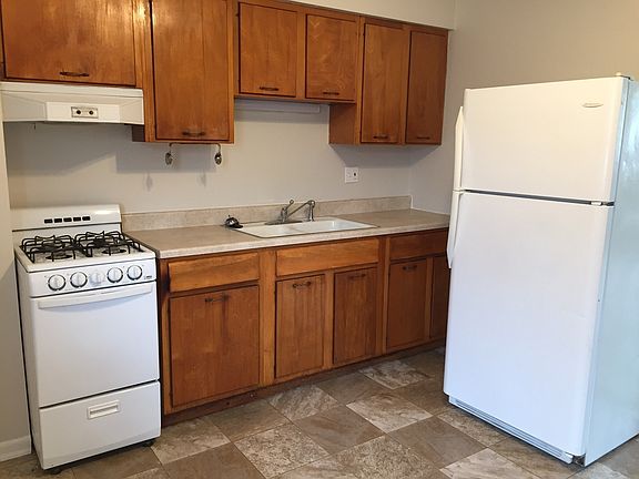 4th image of 2923 Taft Ave SW APT 1
