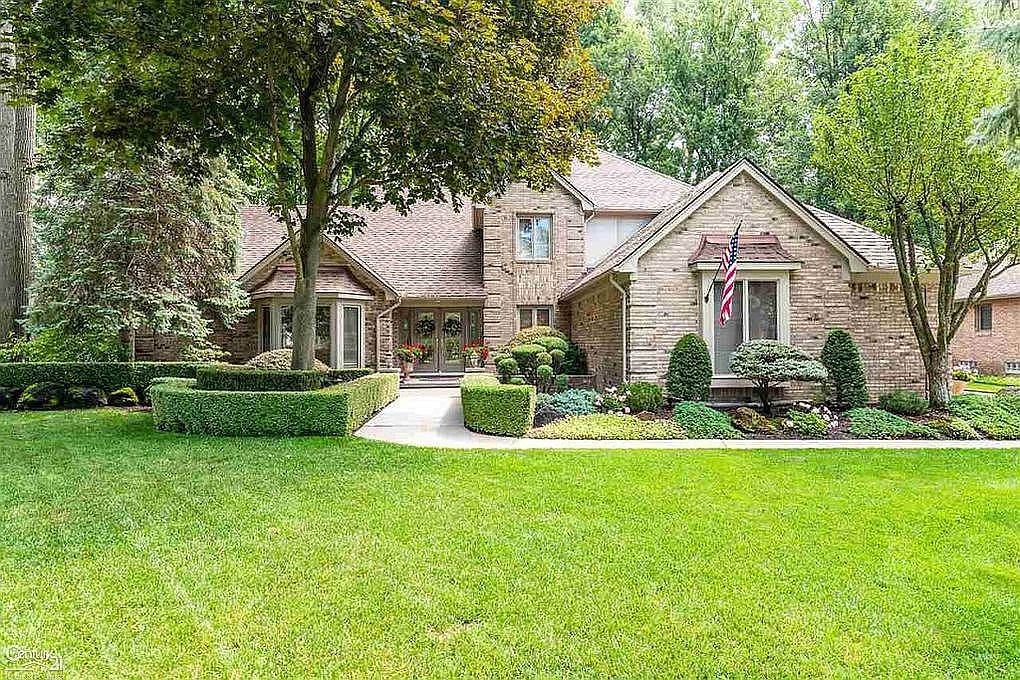 48788 Hidden Oaks Ln, Shelby Township, MI 48317 Zillow