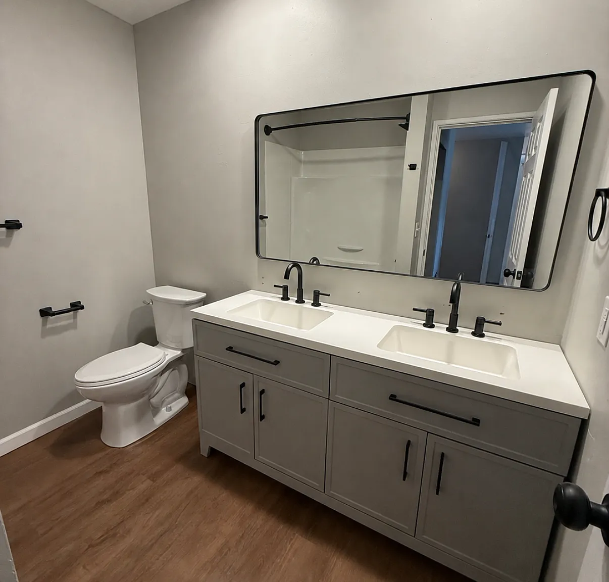 1 bed, 700 sqft, $900 — Photo 1