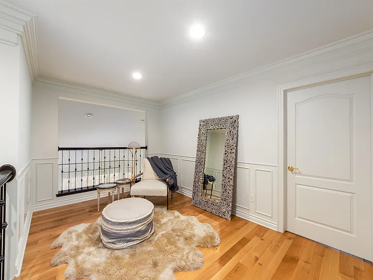 16646 Brooklane Blvd — Photo 25