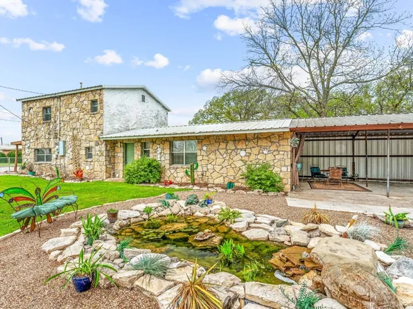 110 E May St, Dublin, TX 76446
