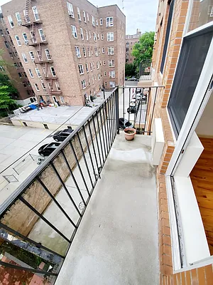 Rented by Metro Garden Realty NYC | media 31