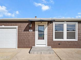 19 Port Royal Dr, Toms River, NJ 08757