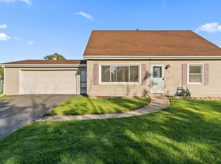 629 Olympia Rd, Valparaiso, IN 46385