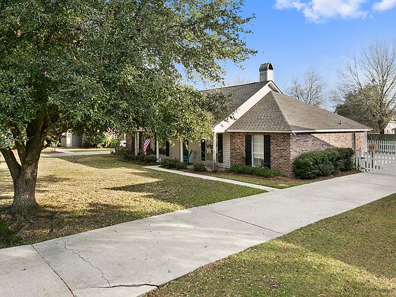 4th image of 38353 Oakleigh Ln
