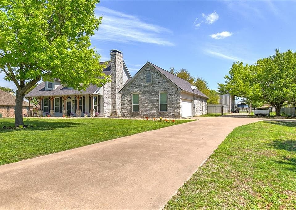1st image of 2118 Wood Duck Ln
