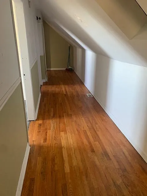 5 bed, 1500 sqft, $2,000 — Photo 2