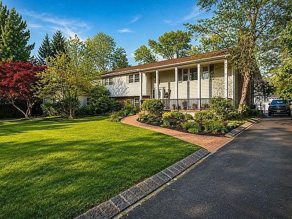 2nd image of 473 Marvin Dr