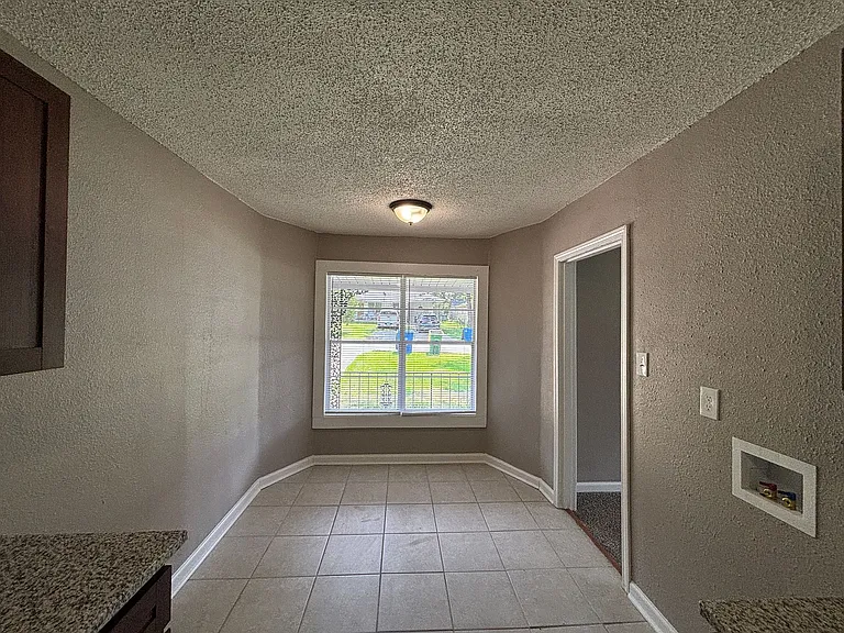 4309 N Cypress St — Photo 6