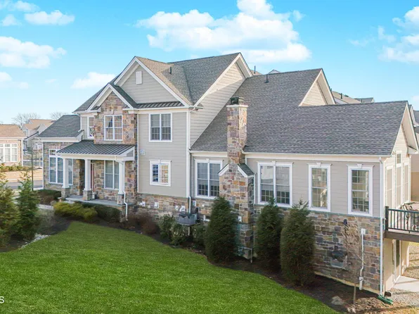 31 Stratford Lane #494, Holmdel, NJ 07733