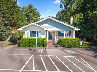 156 White Oak St, Franklin, NC 28734