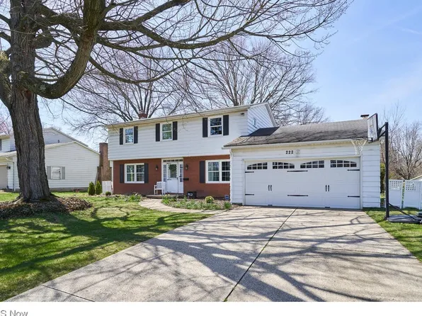 222 High Point Dr, Wadsworth, OH 44281