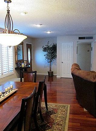 5th image of 833 Marimba Dr