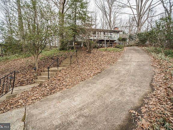 2nd image of 7526 Friar Tuck Ct
