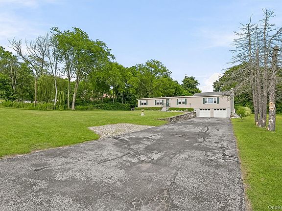 2nd image of 726 County Route 93