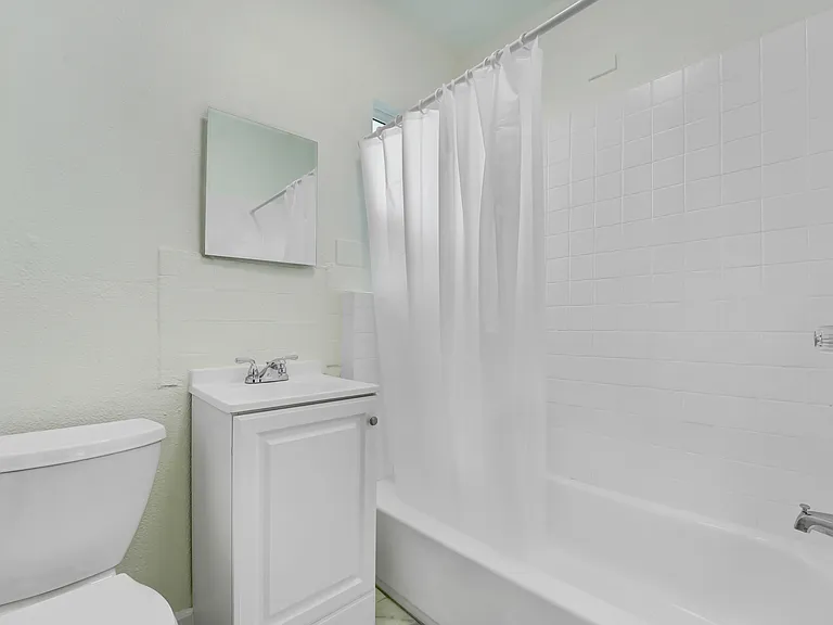 8013 S Hoover St #8015 — Photo 7
