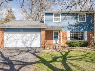 2736 W Meadow Dr, White Lake, MI